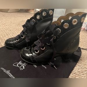 Size 11 Fluevog boots